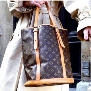 💎✨AUTHENTIC✨💎 Louis Vuitton Bucket GM Shoulder Bag